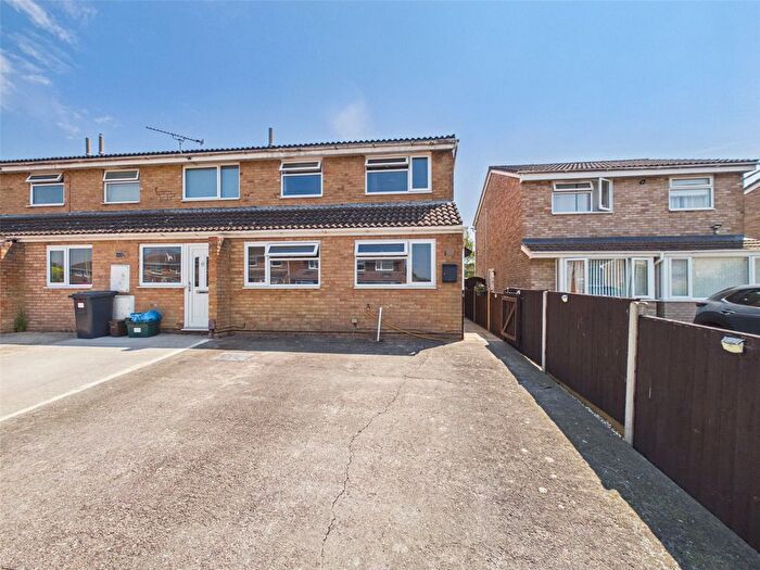 3 Bedroom End Terrace House For Sale In Church Drive, Quedgeley, Gloucester, Gloucestershire, GL2