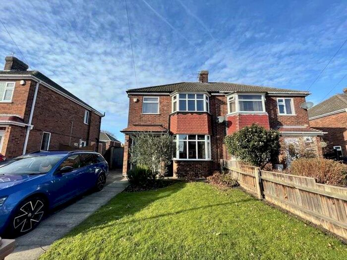 3 Bedroom Property To Rent In Rosemary Avenue, Grimsby, DN34