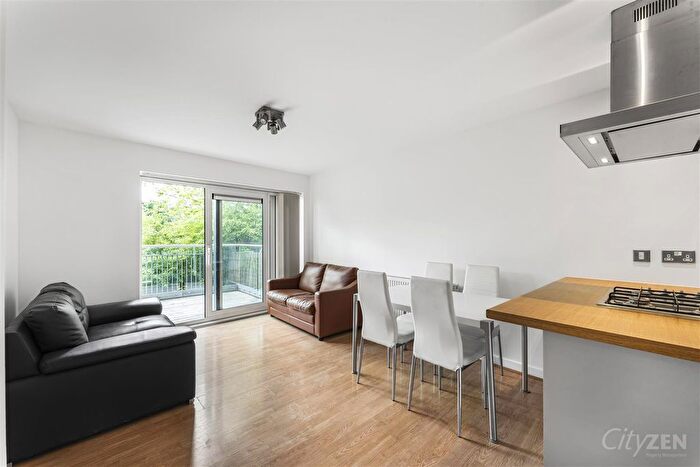 2 Bedroom Flat To Rent In Tequila Wharf, Commercial Road, E14