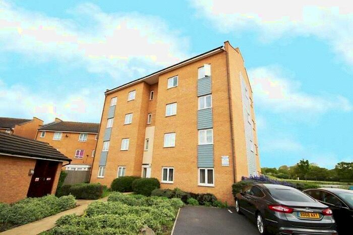 2 Bedroom Apartment To Rent In Clenshaw Path, Basildon, Essex, SS14