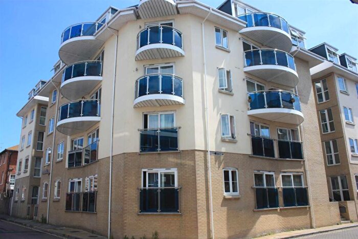 1 Bedroom Apartment To Rent In Lower St. Alban Street, Weymouth, DT4
