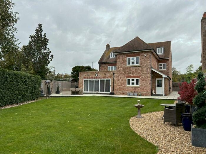 5 Bedroom Detached House To Rent In Ermine Street, Huntingdon, PE28