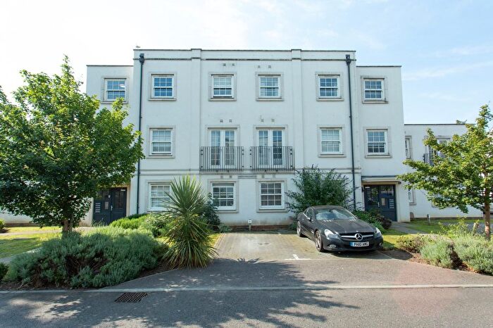 2 Bedroom Flat For Sale In Clarence Road, Herne Bay, Kent, CT6