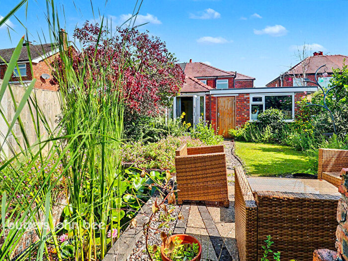 3 Bedroom Semi-Detached House For Sale In Hartford Road, Northwich, CW9