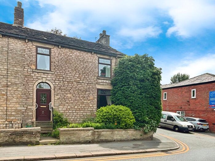 3 Bedroom End Of Terrace House For Sale In Mottram Old Road, Hyde, Greater Manchester, SK14