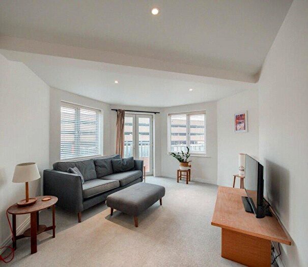 2 Bedroom Apartment To Rent In Chamberlain Court, Birmingham, B18