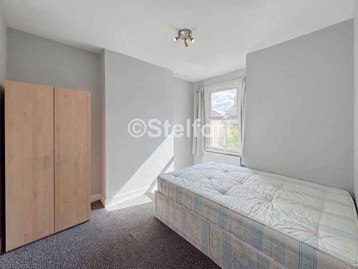 5 Bedroom Terraced House To Rent In Kitchener Road, London, E7