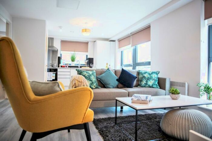 3 Bedroom Apartment To Rent In The Forge Newcastle Upon Tyne, NE1