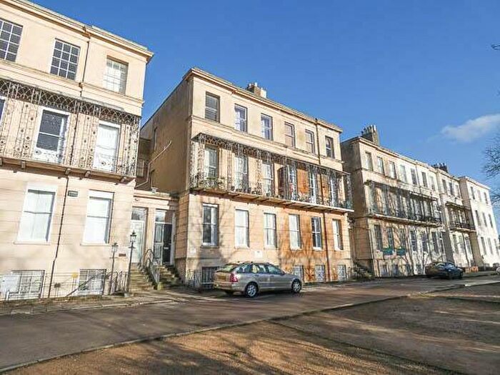 1 Bedroom Flat To Rent In Lansdown Place, Cheltenham, GL50
