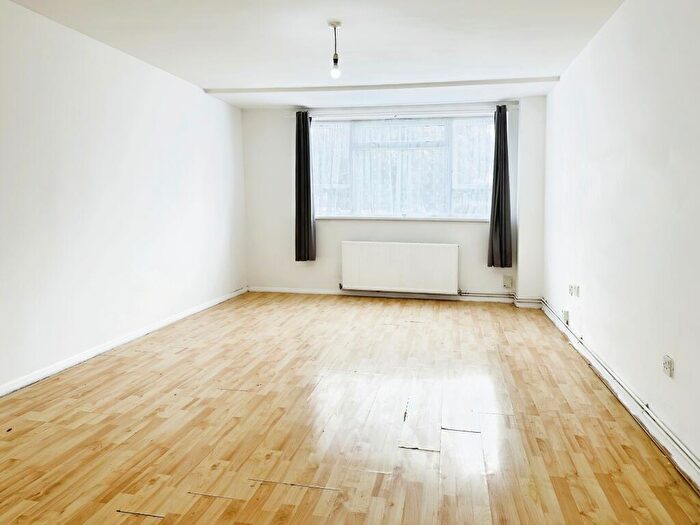 1 Bedroom Flat For Sale In John Street, Rochester, ME1