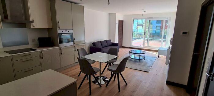 1 Bedroom Apartment To Rent In Outstanding Quality Bed Apartment @ Fletton Quays - Furnished, PE2