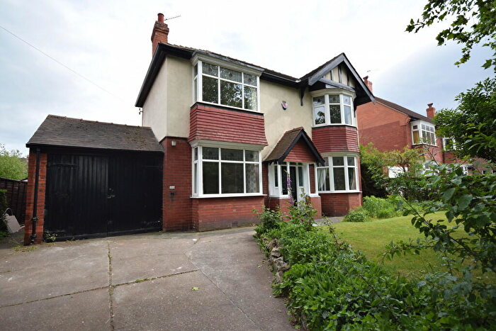 3 Bedroom Detached House To Rent In Thorne Road, Doncaster, DN2