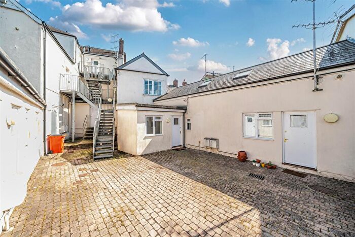 1 Bedroom Apartment For Sale In Globe Court, Dowell Street, Honiton, EX14
