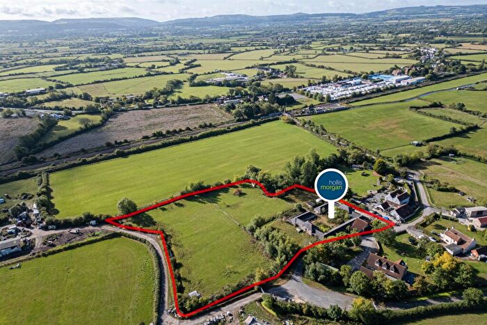 5 Bedroom Detached House For Sale In Hewish Court | Modernisation, BS24