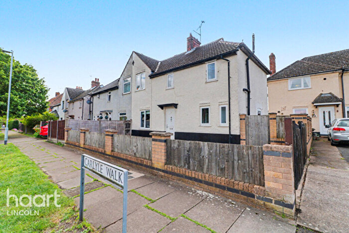 3 Bedroom Semi Detached House For Sale In Carlyle Walk, Lincoln, LN2