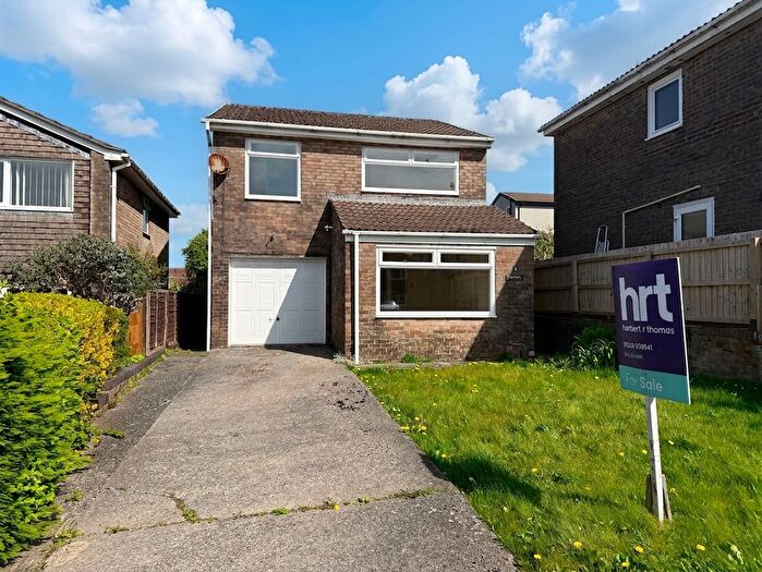 4 Bedroom Detached House For Sale In Hornbeam Close, Cimla, SA11