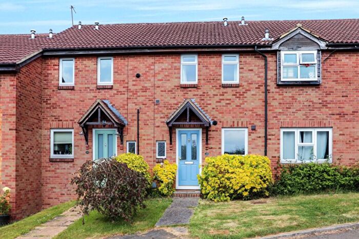 2 Bedroom Terraced House To Rent In Ashbury Crescent, Guildford, GU4