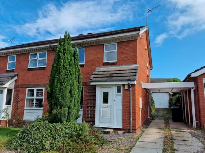 3 Bedroom Semi-Detached House To Rent In Kestrel Close, Alwoodley, Leeds, LS17