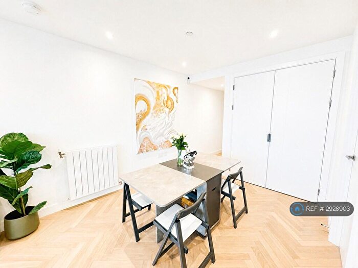 2 Bedroom Flat To Rent In Brigadier Walk, London, SE18