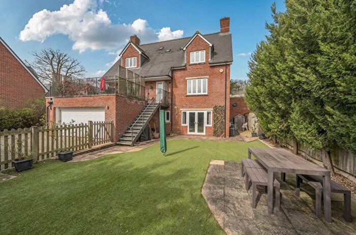 5 Bedroom Detached House For Sale In Langham Place, Wincanton, BA9