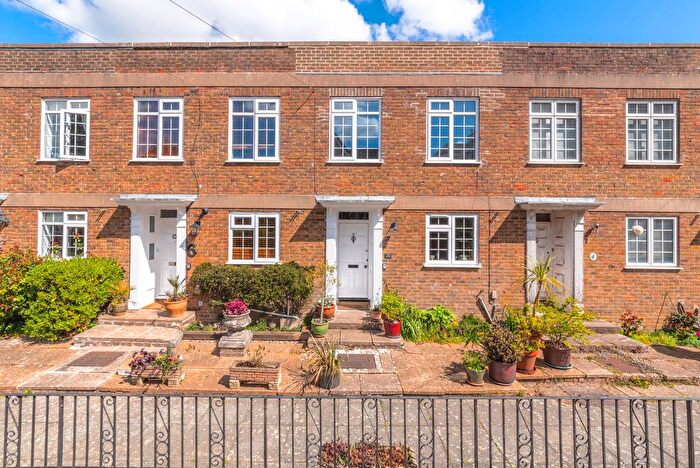 2 Bedroom Terraced House For Sale In Molyneux Park Gardens, Tunbridge Wells, TN4