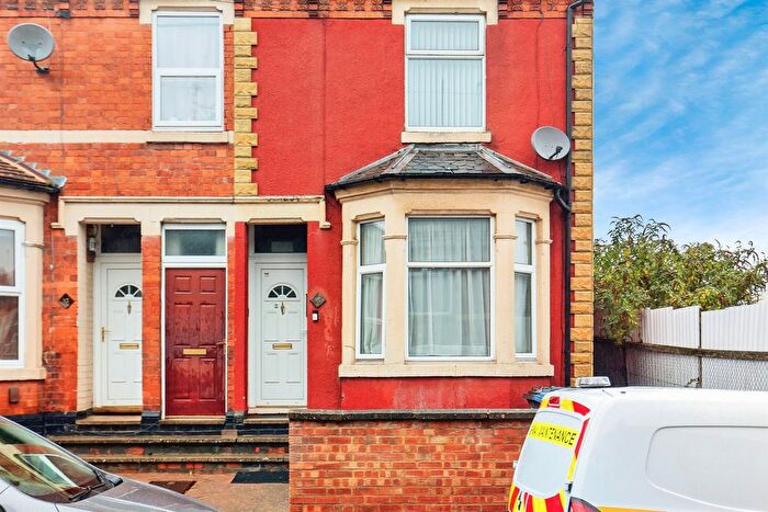4 Bedroom End Terrace House For Sale In Mill Road, Kettering, NN16