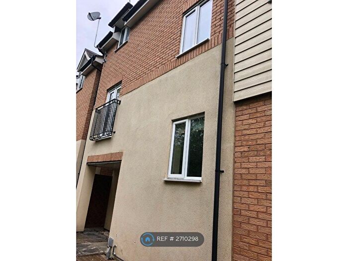 2 Bedroom End Of Terrace House To Rent In Horton Way, Nantwich, CW5