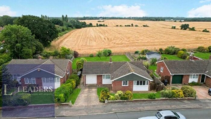 3 Bedroom Bungalow For Sale In Nuns Meadow, Gosfield, Halstead, CO9