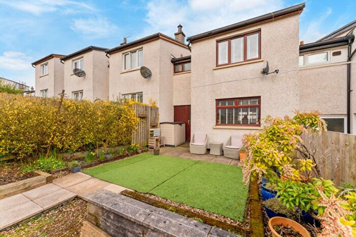 2 Bedroom Terraced House For Sale In Afton Road, Kildrum, G67