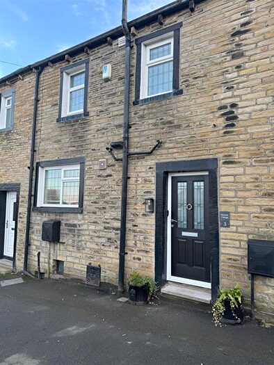 House To Rent In Bramley Lane, Halifax, HX3
