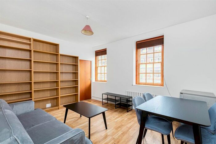 3 Bedroom Flat To Rent In Tothill House, Page Street, Westminster, London, SW1P