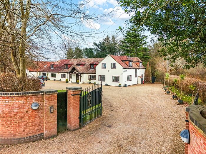 7 Bedroom Detached House For Sale In Hambleden, Henley-On-Thames, RG9