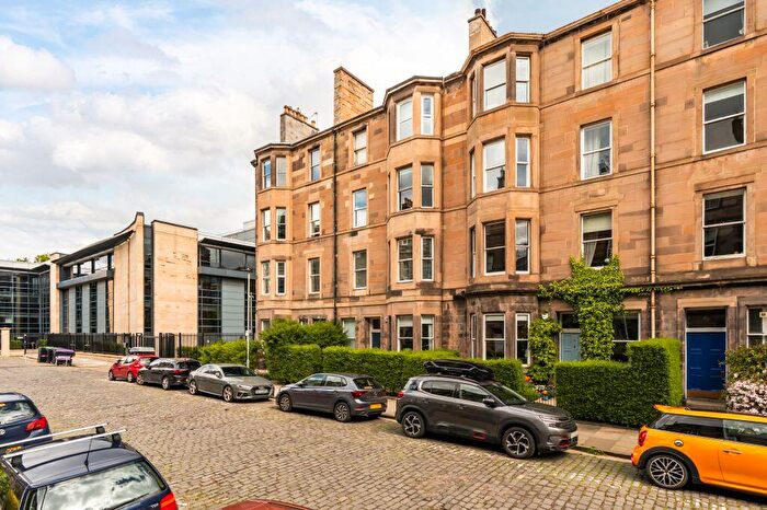 2 Bedroom Flat For Sale In / Perth Street, Edinburgh, EH3