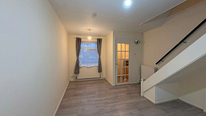 2 Bedroom Terraced House To Rent In Latham Close, Beckton, E6