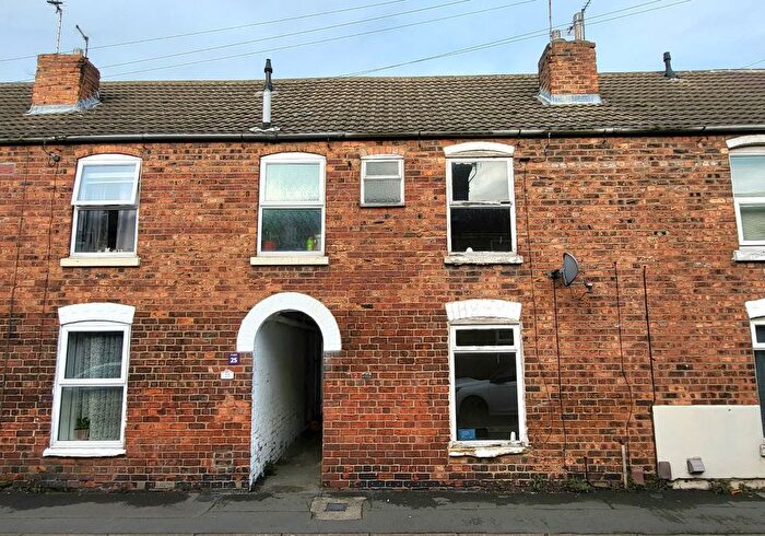 2 Bedroom Terraced House For Sale In St. Faiths Street, Lincoln, Lincolnshire, LN1