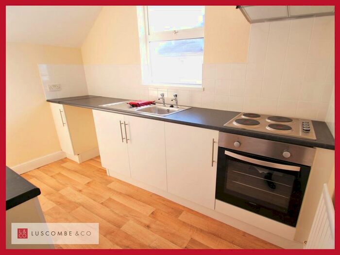 2 Bedroom Flat To Rent In Cromwell Road, Newport, NP19
