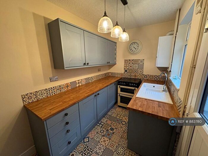 2 Bedroom Terraced House To Rent In Avenue Road Extension, Leicester, LE2