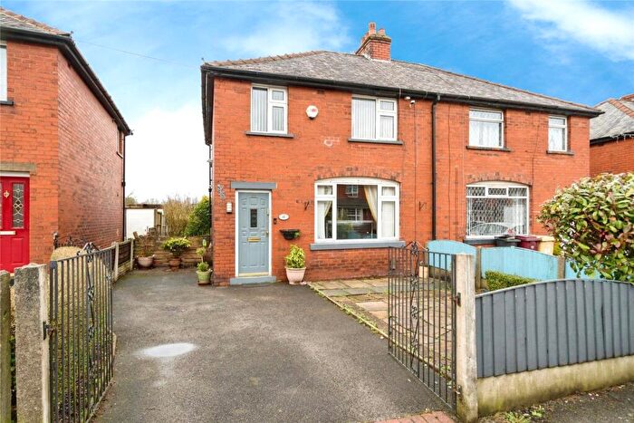 3 Bedroom Semi-Detached House For Sale In Pilkington Road, Kearsley, Bolton, Greater Manchester, BL4