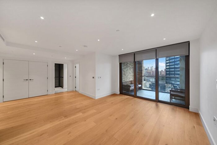 2 Bedroom Flat To Rent In Palmer Road, London, SW11