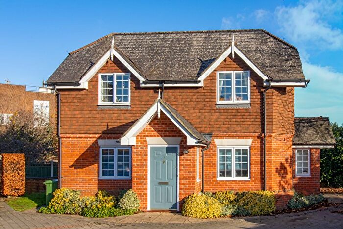 2 Bedroom Flat To Rent In Gregorys, Anstey Road, Alton, Hampshire, GU34