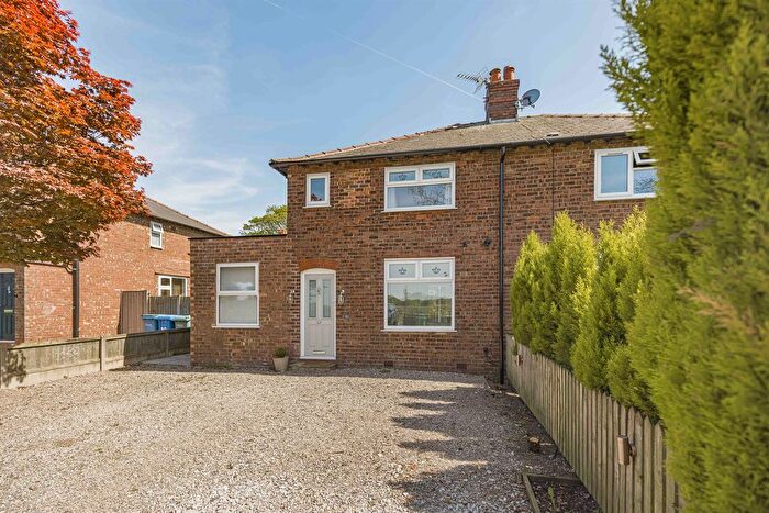 3 Bedroom Semi-Detached House For Sale In High Legh Road, Lymm, WA13