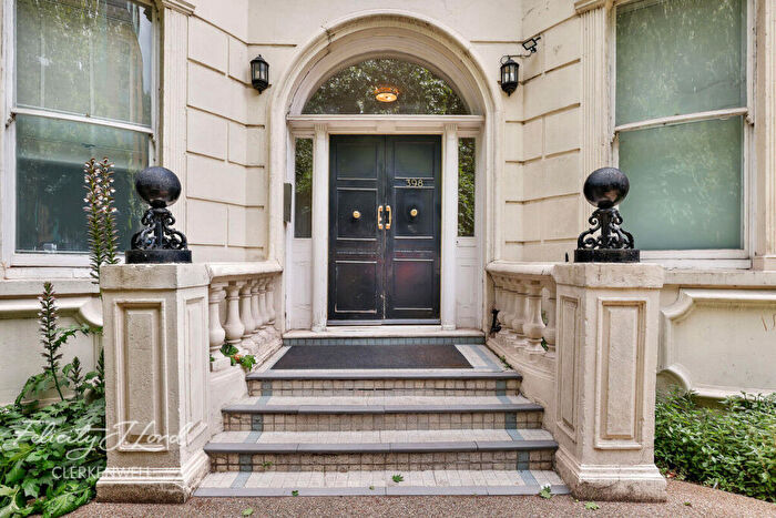 2 Bedroom Apartment For Sale In City Road, London, EC1V
