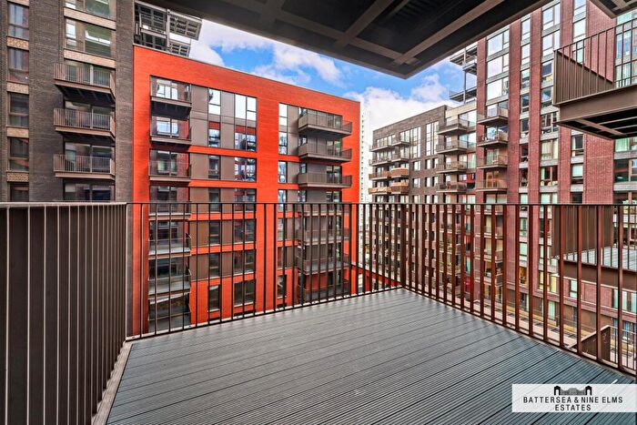 2 Bedroom Apartment To Rent In The Modern, Embassy Gardens, SW11