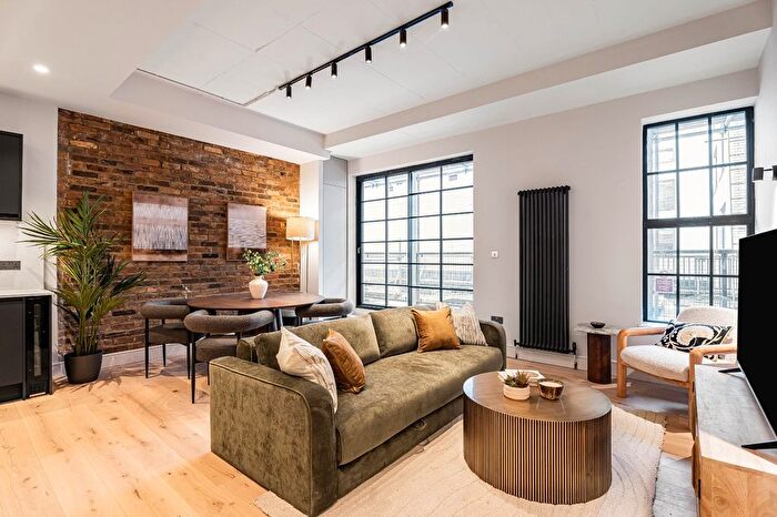 2 Bedroom Flat For Sale In Banner Street, St Lukes, EC1Y