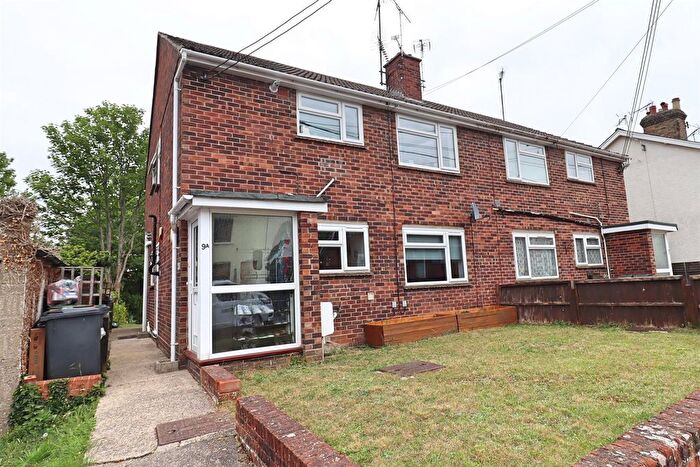 2 Bedroom Maisonette To Rent In Rifle Hill, Braintree, CM7