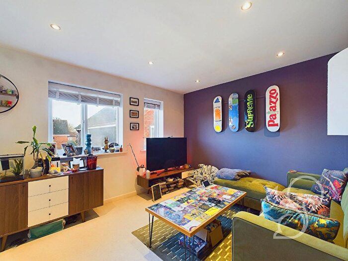 1 Bedroom Flat For Sale In Chinook, Highwoods, Colchester, CO4