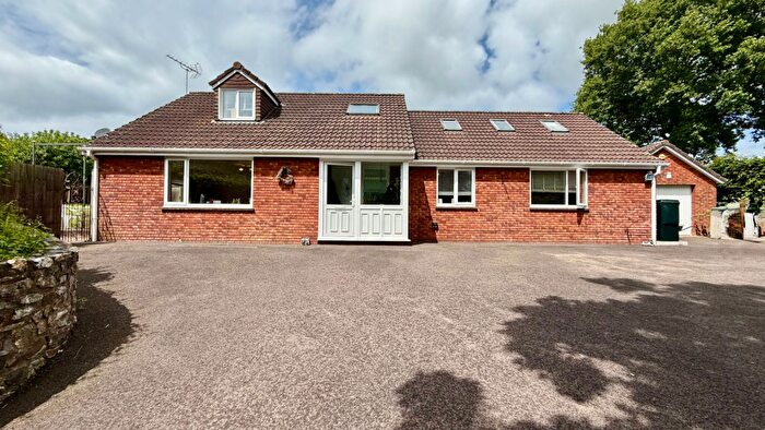 5 Bedroom Detached House For Sale In Hemyock, Cullompton, EX15