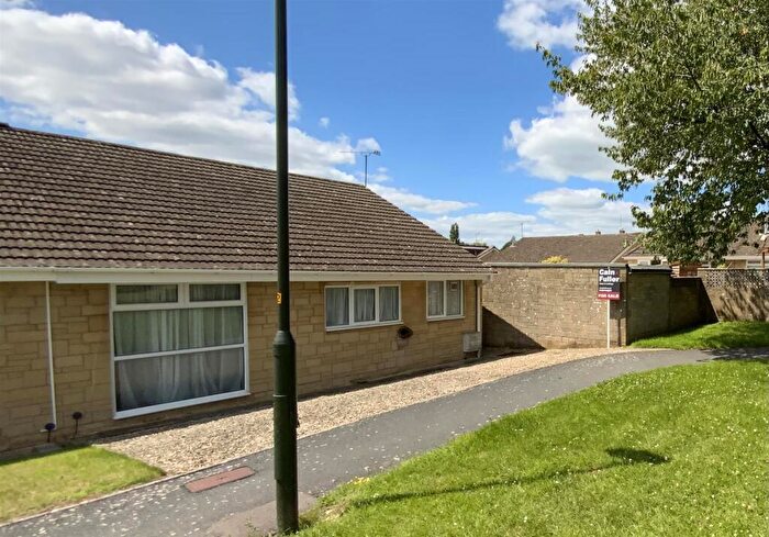 3 Bedroom Semi-Detached House For Sale In Stratton, Cirencester, GL7