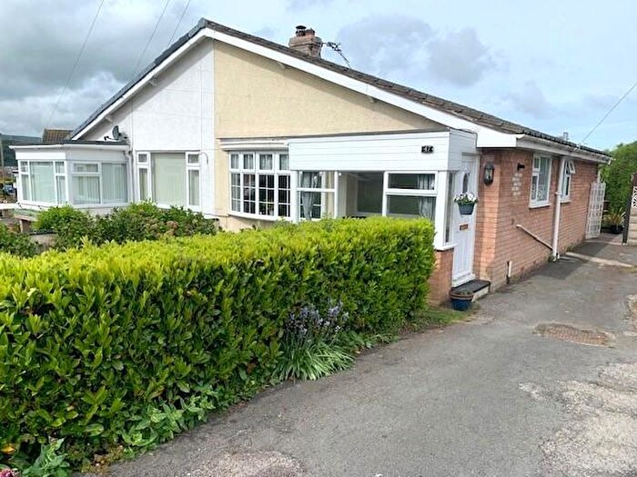 2 Bedroom Bungalow For Sale In Pendyffryn, Llandudno Junction, LL31