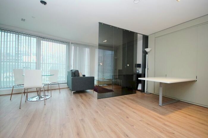 Studio To Rent In Bezier Apartments, City Road, London, EC1Y